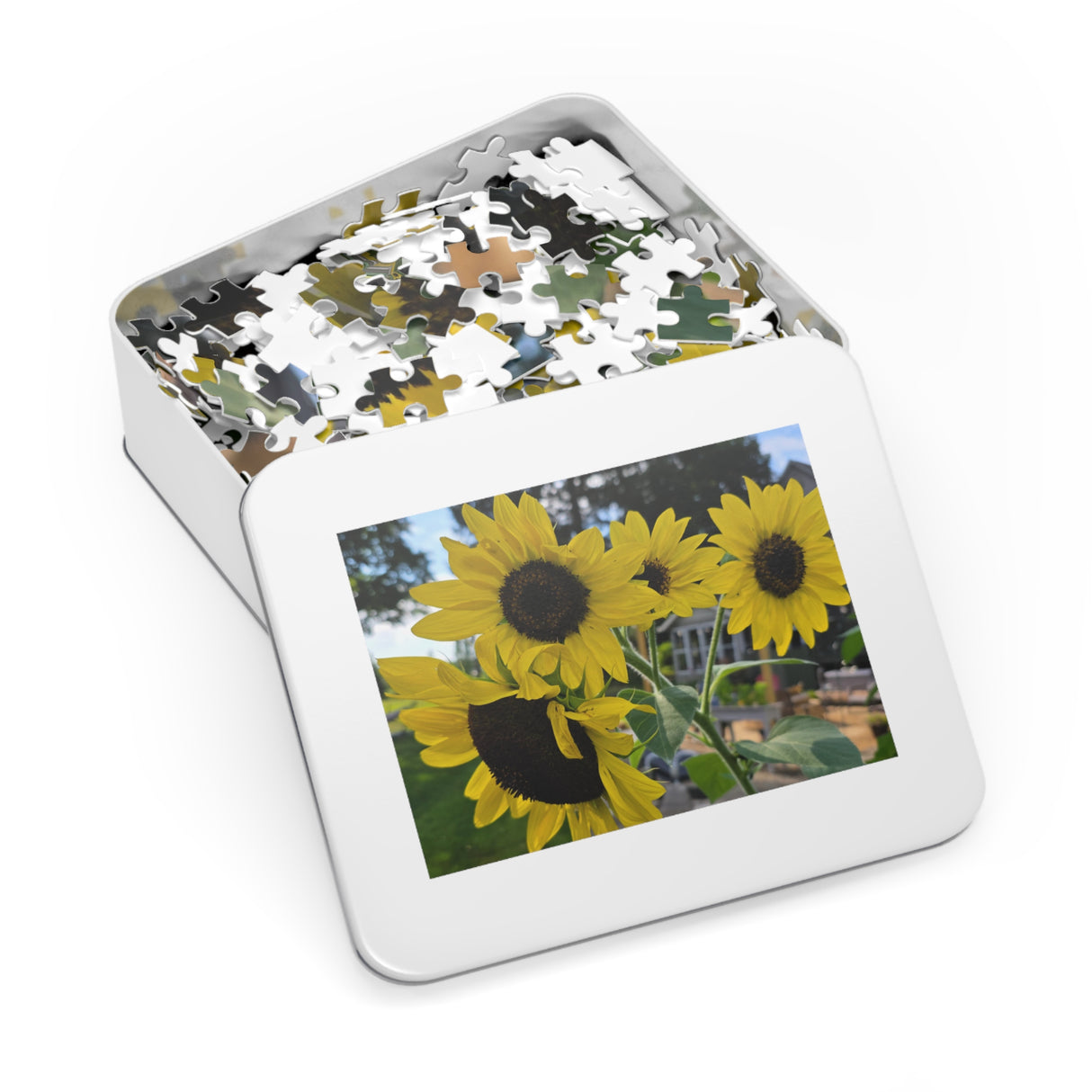 Jigsaw Puzzle with Tin